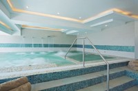 Бассейн с гидромассажем - фотогалерея на RCC-TRAVEL.RU Бассейн с гидромассажем - фотогалерея на RCC-TRAVEL.RU