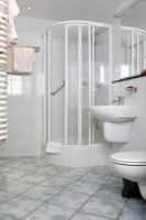 душевая кабина - фотогалерея на RCC-TRAVEL.RU душевая кабина - фотогалерея на RCC-TRAVEL.RU