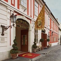 вход в отель - фотогалерея на RCC-TRAVEL.RU вход в отель - фотогалерея на RCC-TRAVEL.RU