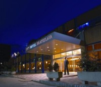 вход в отель - фотогалерея на RCC-TRAVEL.RU вход в отель - фотогалерея на RCC-TRAVEL.RU