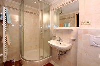 душевая кабина - фотогалерея на RCC-TRAVEL.RU душевая кабина - фотогалерея на RCC-TRAVEL.RU