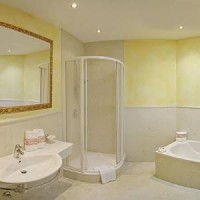 душевая кабина - фотогалерея на RCC-TRAVEL.RU душевая кабина - фотогалерея на RCC-TRAVEL.RU