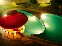 бассейн ночью - фотогалерея на RCC-TRAVEL.RU бассейн ночью - фотогалерея на RCC-TRAVEL.RU