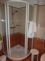 душевая кабина - фотогалерея на RCC-TRAVEL.RU душевая кабина - фотогалерея на RCC-TRAVEL.RU