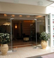 вход в отель - фотогалерея на RCC-TRAVEL.RU вход в отель - фотогалерея на RCC-TRAVEL.RU