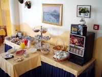 Шведский стол отеля - фотогалерея на RCC-TRAVEL.RU Шведский стол отеля - фотогалерея на RCC-TRAVEL.RU