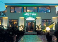 вход в отель - фотогалерея на RCC-TRAVEL.RU вход в отель - фотогалерея на RCC-TRAVEL.RU