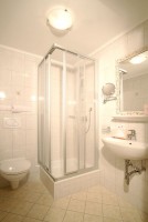 душевая кабина - фотогалерея на RCC-TRAVEL.RU душевая кабина - фотогалерея на RCC-TRAVEL.RU