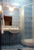 душевая кабина - фотогалерея на RCC-TRAVEL.RU душевая кабина - фотогалерея на RCC-TRAVEL.RU