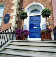 вход в отель - фотогалерея на RCC-TRAVEL.RU вход в отель - фотогалерея на RCC-TRAVEL.RU