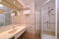 душевая кабина - фотогалерея на RCC-TRAVEL.RU душевая кабина - фотогалерея на RCC-TRAVEL.RU